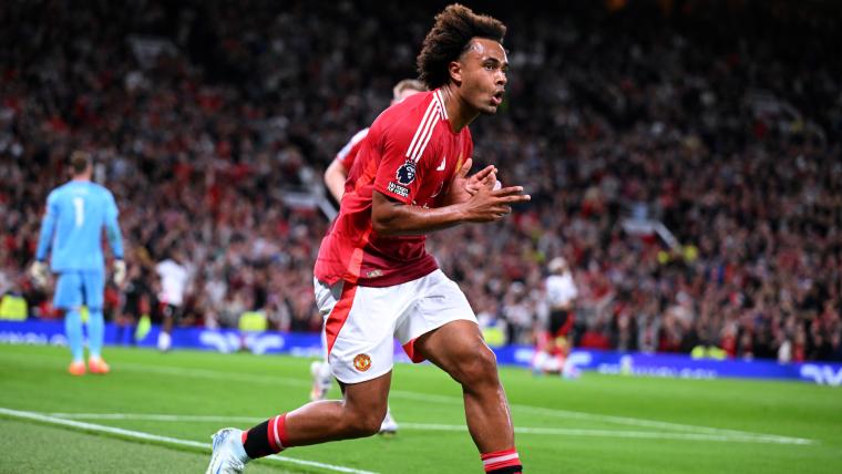 Manchester United Player Joshua Zirkzee Celebrating his goal against fulham